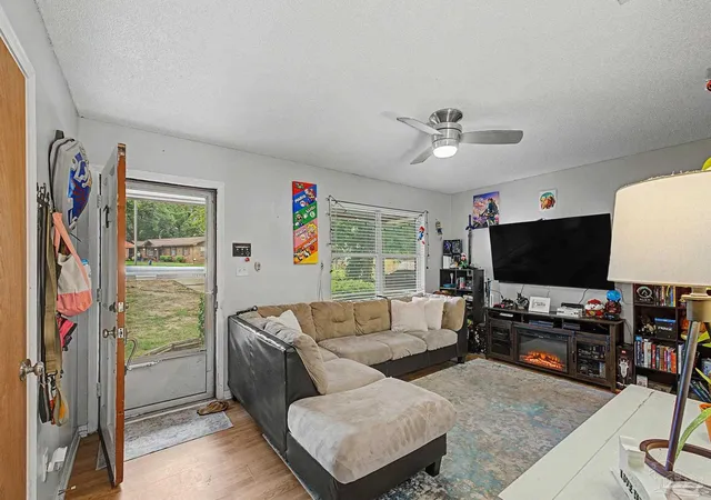 Photo 2 of Single family home for sale at 1862 Nestle Dr, Pensacola, FL 32534 | MLS# 683513 | Listing updated on 2026-10-09