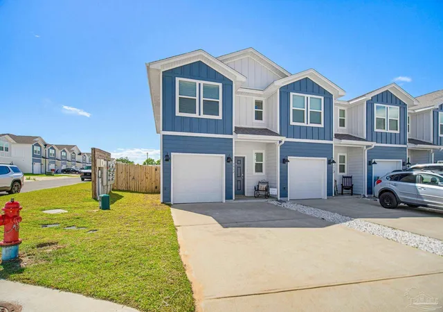 2nd image of 4062 Pendragon Cir, Milton, FL 32583 | MLS# 680863