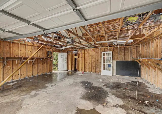 3rd image of 2410 N Tarragona St, Pensacola, FL 32503 | MLS# 680690
