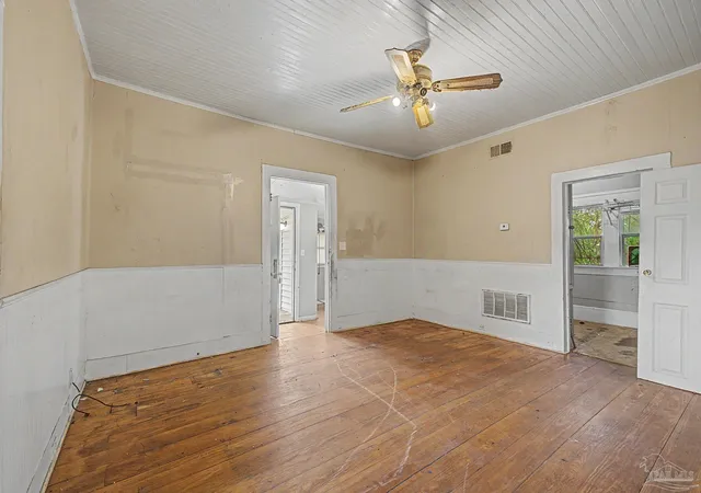 4th image of 2410 N Tarragona St, Pensacola, FL 32503 | MLS# 680690