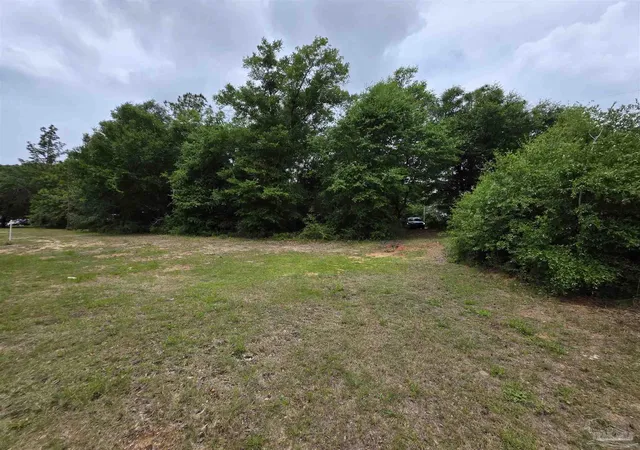 Photo 4 of Land for sale at 2400 Blk Longleaf Dr, Pensacola, FL 32526 | MLS# 683565 | Listing updated on 2026-10-01