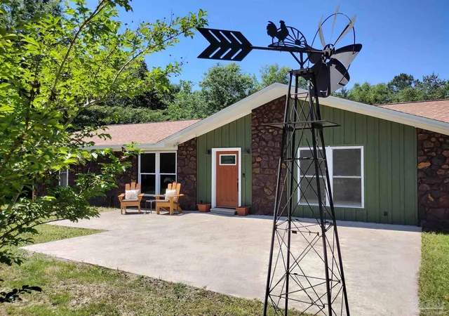 Photo 1 of Single family home for sale at 4611 Gunter Rd, Milton, FL 32570 | MLS# 684996 | Listing updated on 2026-06-25