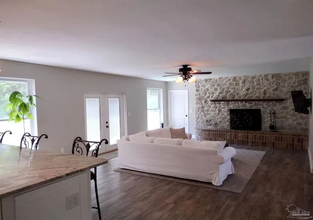 Photo 3 of Single family home for sale at 4611 Gunter Rd, Milton, FL 32570 | MLS# 684996 | Listing updated on 2026-06-25