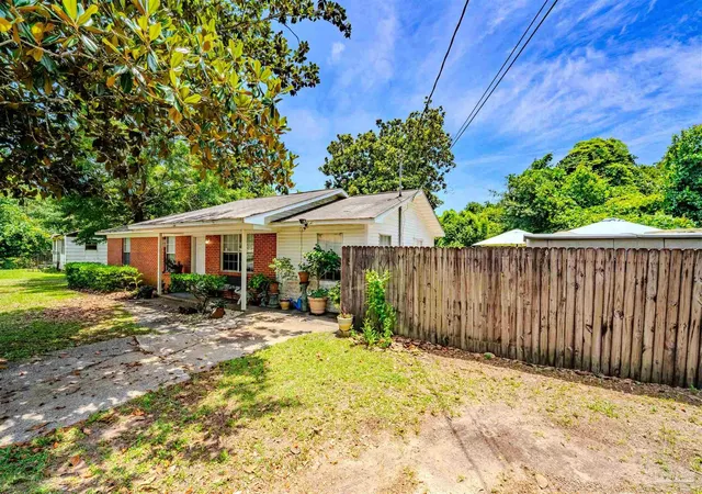 Homes for sale in Pace, FL | 3609 Empire St, Pace, FL 32571 | MLS# 684069