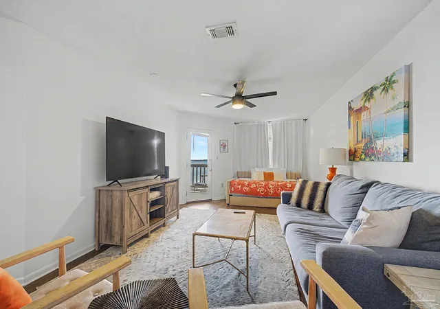 2nd image of 7453 Sunset Harbor Dr, Navarre Beach, FL 32566