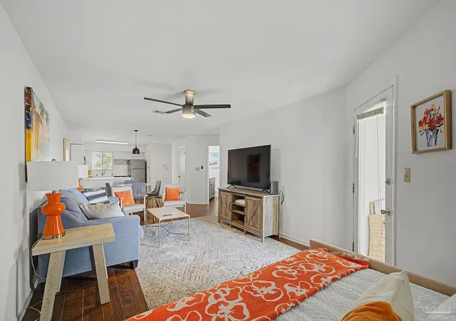 5th image of 7453 Sunset Harbor Dr, Navarre Beach, FL 32566