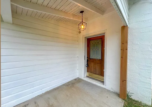 Photo 3 of Single family home for sale at 5926 Saufley Pines Rd, Pensacola, FL 32526 | MLS# 683422 | Listing updated on 2026-07-02