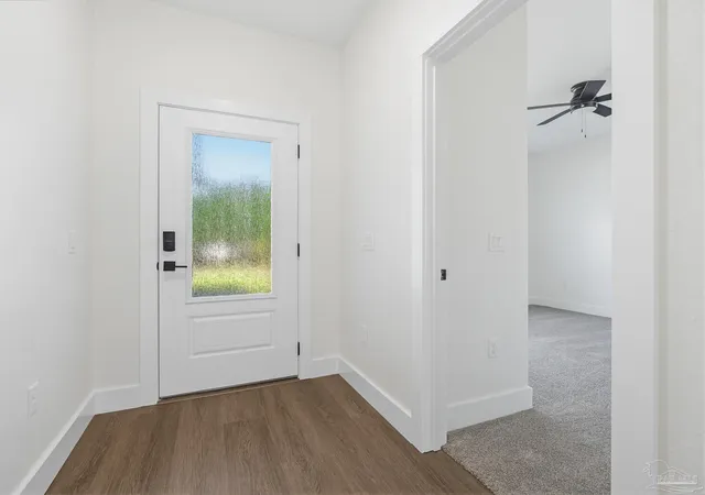 4th image of 5724 Riviera Dr, Milton, FL 32583 | MLS# 683069