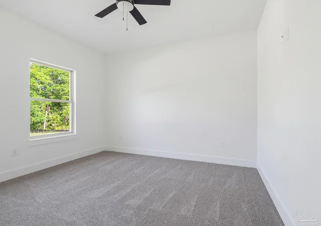 5th image of 5724 Riviera Dr, Milton, FL 32583 | MLS# 683069