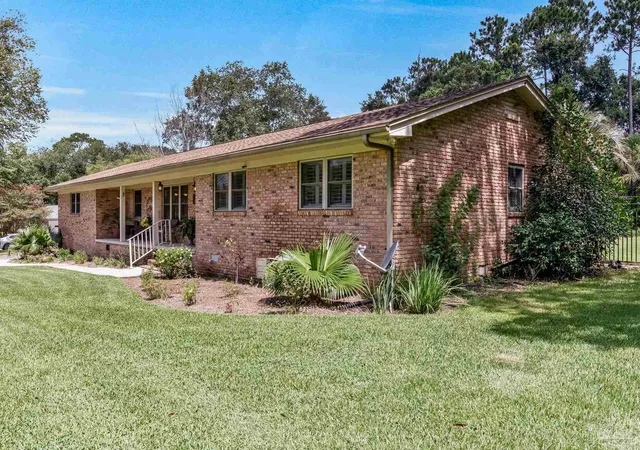 Photo 3 of Single family home for sale at 1246 W Ten Mile Rd, Cantonment, FL 32533 | MLS# 685470 | Listing updated on 2026-09-12