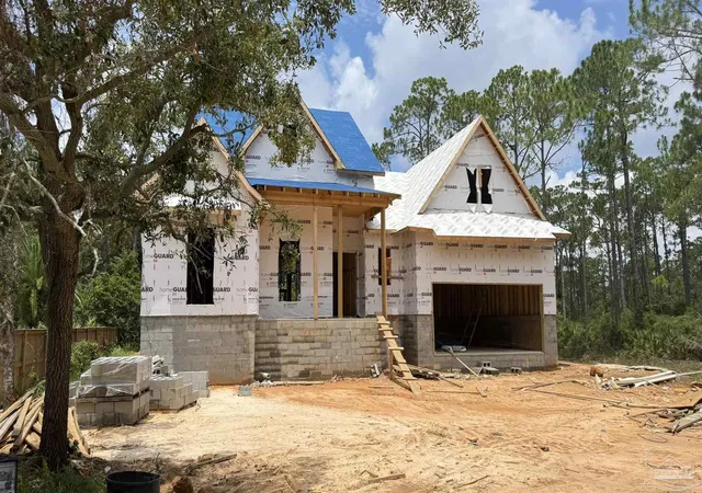 Photo 1 of Single family home for sale at 5581 Seascape Dr, Pensacola, FL 32507 | MLS# 685239 | Listing updated on 2026-07-01