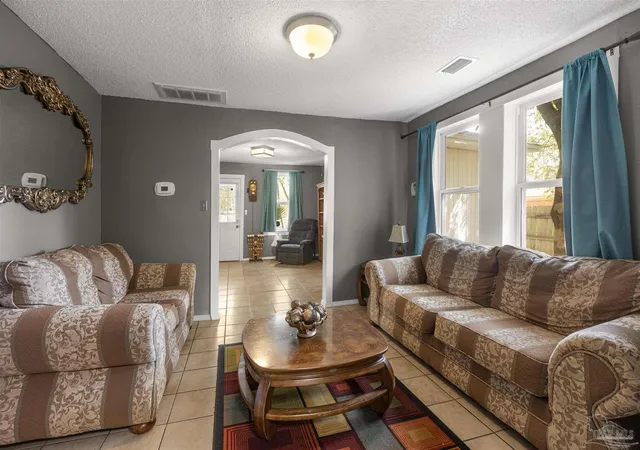 Homes for sale in Pensacola, FL | 3211 N Hayne St, Pensacola, FL 32503 | MLS# 679190