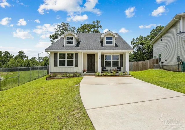 Photo 1 of Single family home for sale at 376 Hilburn Ln, Pensacola, FL 32504 | MLS# 684765 | Listing updated on 2026-10-06