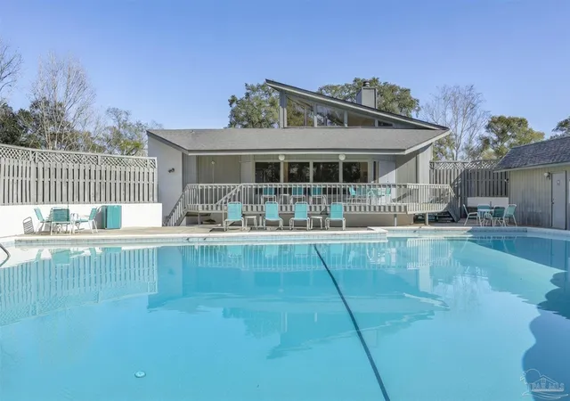 4th image of 11 Hillbrook Way, Pensacola, FL 32503 | MLS# 675375