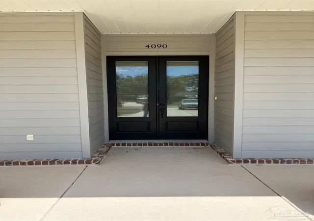 2nd image of 4090 Manchester Ct, Milton, FL 32571 | MLS# 681372