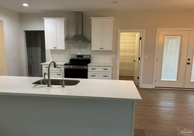 3rd image of 4090 Manchester Ct, Milton, FL 32571 | MLS# 681372