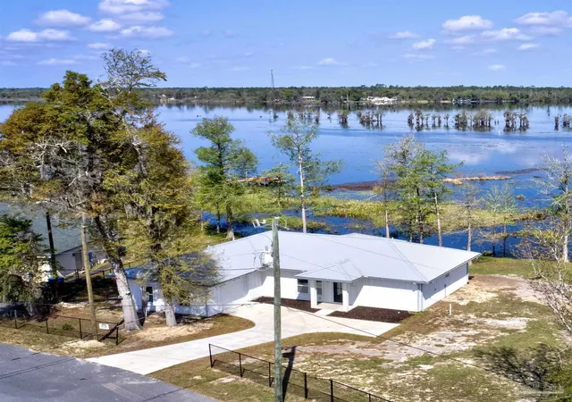 Homes for sale in Youngstown, FL | 9019 Pecan St, Youngstown, FL 32466 | MLS# 682063