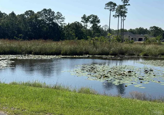 5th image of 5 F Casa Grande Ln, Milton, FL 32583 | MLS# 648179