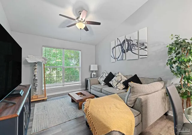 Homes for sale in Pensacola, FL | 7101 Joy St #D6, Pensacola, FL 32504 | MLS# 674287