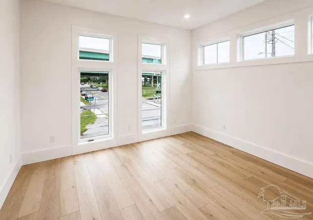 3rd image of 501 N Tarragona St, Pensacola, FL 32501 | MLS# 682576