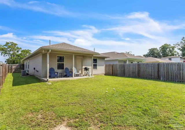 Photo 15 of Single family home for sale at 901 E Fisher St, Pensacola, FL 32503 | MLS# 688164 | Listing updated on 2026-09-10