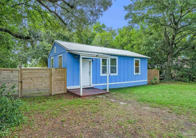 Photo 4 of Sale Pending at 507 Pelham Rd, Pensacola, FL 32507 | MLS# 685865 | Listing updated on 2026-08-17