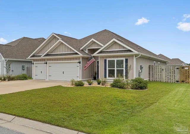 Photo 2 of Single family home for sale at 6189 Forest Bay Ave, Gulf Breeze, FL 32563 | MLS# 688165 | Listing updated on 2026-08-28