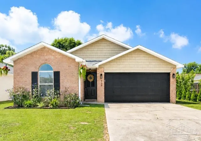Photo 1 of Single family home for sale at 329 Mizzen Ln, Pensacola, FL 32507 | MLS# 685362 | Listing updated on 2026-09-23