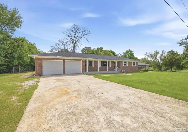 2nd image of 312 N 57th Ave, Pensacola, FL 32506 | MLS# 683163