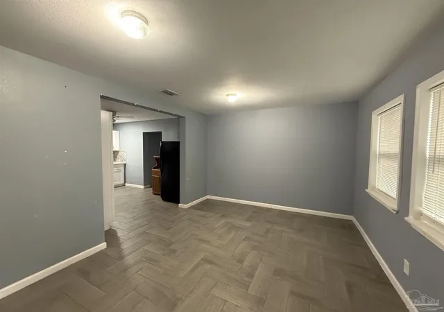 3rd image of 823 S Madison Dr, Pensacola, FL 32505 | MLS# 670102
