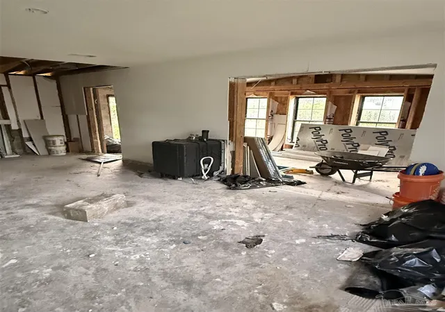 2nd image of 5555 Mayfair Dr, Pensacola, FL 32506 | MLS# 680360