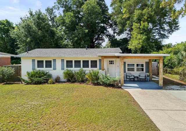 Photo 1 of Single family home for sale at 1611 Anderson St, Pensacola, FL 32503 | MLS# 684919 | Listing updated on 2026-09-17