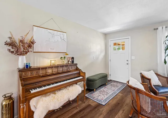 Photo 4 of Single family home for sale at 1611 Anderson St, Pensacola, FL 32503 | MLS# 684919 | Listing updated on 2026-09-17
