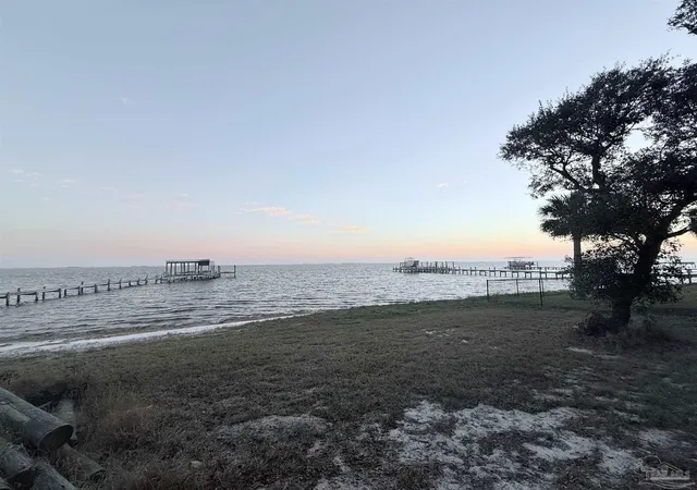 Photo 2 of Land for sale at 5300 Blk Soundside Dr, Gulf Breeze, FL 32563 | MLS# 659287 | Listing updated on 2026-02-13