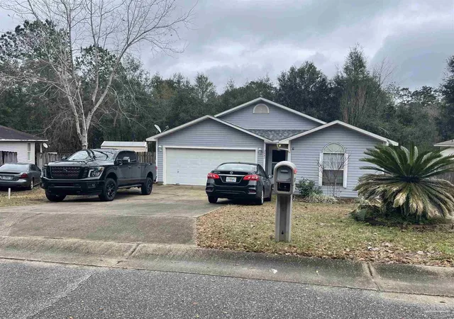 Photo 1 of Single family home for sale at 2041 Sequoia Cir, Pensacola, FL 32526 | MLS# 685423 | Listing updated on 2026-07-20