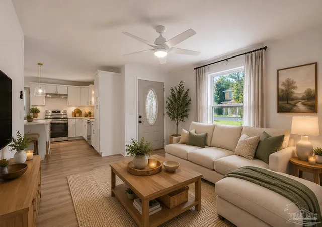 Photo 2 of Single family home for sale at 1802 W Godfrey St, Pensacola, FL 32501 | MLS# 683096 | Listing updated on 2026-10-21