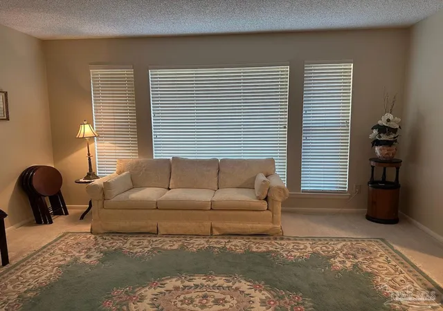 Photo 3 of Single family home for sale at 5640 Mifflin Ave, Pensacola, FL 32526 | MLS# 685448 | Listing updated on 2026-09-09