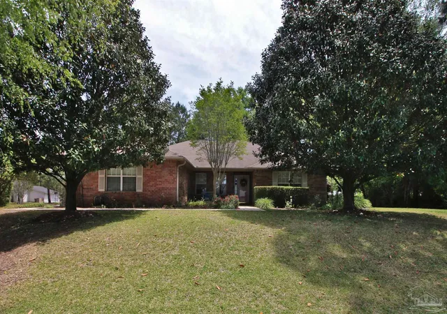 Photo 1 of Single family home for sale at 6495 Flagler Dr, Gulf Breeze, FL 32563 | MLS# 681613 | Listing updated on 2026-08-03