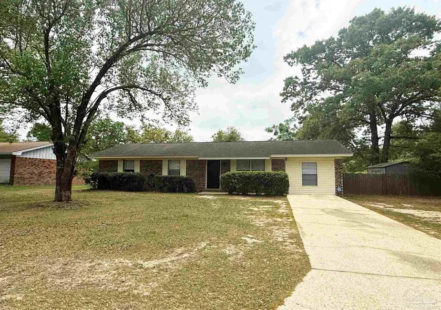 Homes for sale in Cantonment, FL | 309 Forest Hills Dr, Cantonment, FL 32533 | MLS# 680981
