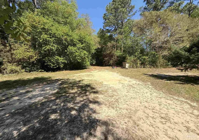 4th image of 9543 Quiet Creek Rd, Milton, FL 32570 | MLS# 680798