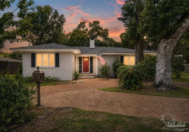 1st image of 15 Lakeside Dr, Pensacola, FL 32507 | MLS# 685723