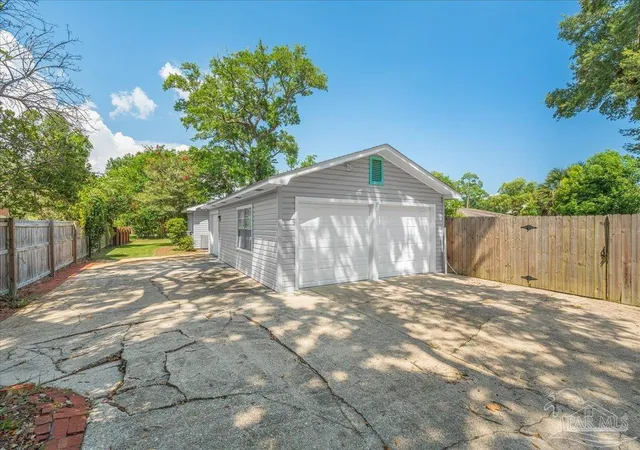 49th image of 15 Lakeside Dr, Pensacola, FL 32507 | MLS# 685723