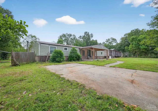 3rd image of 6208 Brosnaham Ave, Pensacola, FL 32503 | MLS# 669999