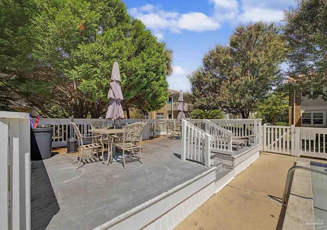 2nd image of 1200 Shore Line Dr, Gulf Breeze, FL 32561