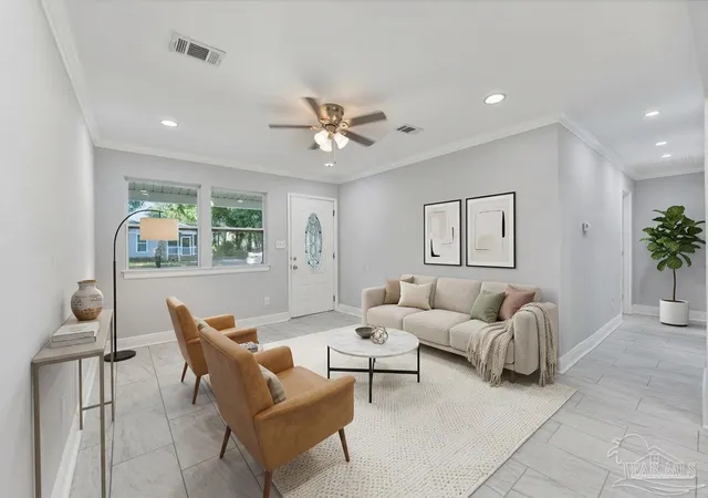 Photo 3 of Single family home for sale at 212 Shadow Lawn Ln, Pensacola, FL 32507 | MLS# 681475 | Listing updated on 2026-10-25