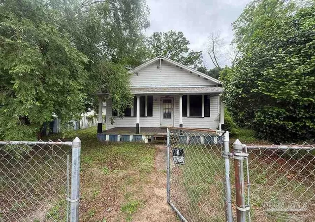 Homes for sale in Pensacola, FL | 3007 W Cervantes St, Pensacola, FL 32505 | MLS# 683453