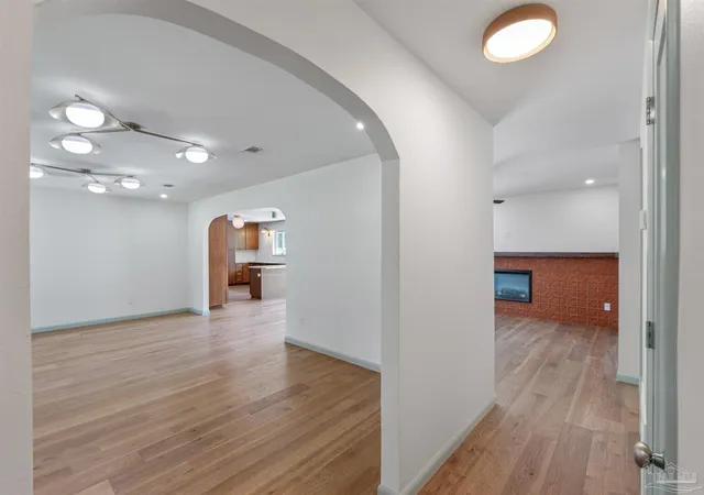 Photo 3 of Single family home for sale at 2295 N 20th Avenue, Pensacola, FL 32503 | MLS# 685544 | Listing updated on 2026-10-06
