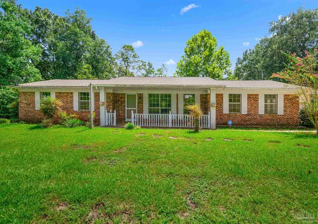 Photo 1 of Single family home for sale at 3231 Dunaway Ln, Pensacola, FL 32526 | MLS# 687980 | Listing updated on 2026-08-25