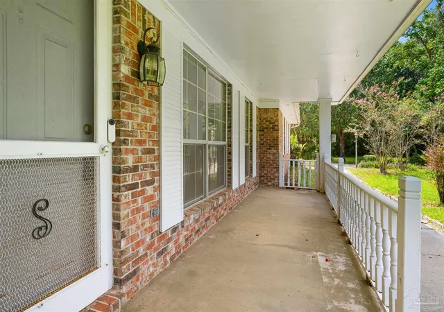 Photo 2 of Single family home for sale at 3231 Dunaway Ln, Pensacola, FL 32526 | MLS# 687980 | Listing updated on 2026-08-25