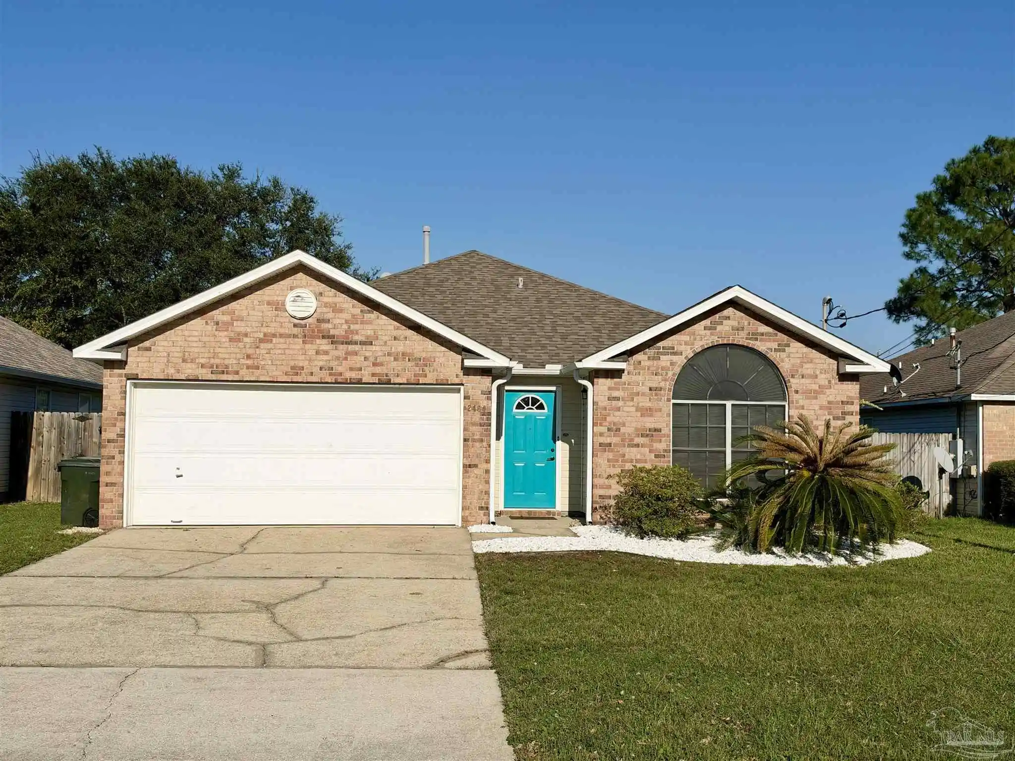 Photo 1 of Single family home for sale at 2464 Gulf Breeze Ave, Pensacola, FL 32507 | MLS# 690204 | Listing updated on 2026-10-16